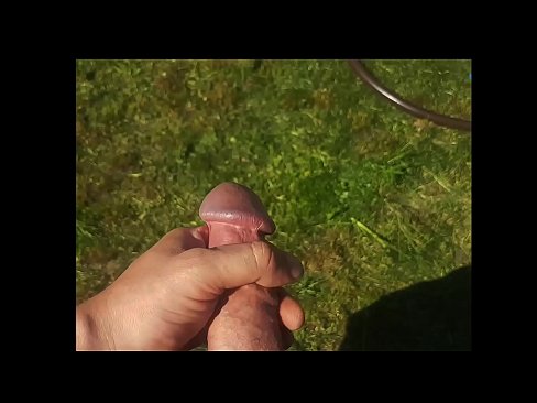 ❤️ Hot hottie fisting her pink pussy and cumming with a squirt in the summer garden ☑ Hardcore porn at en-gb.milfnut-net.ru ❌❤